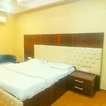 Hotel Royal Prakash