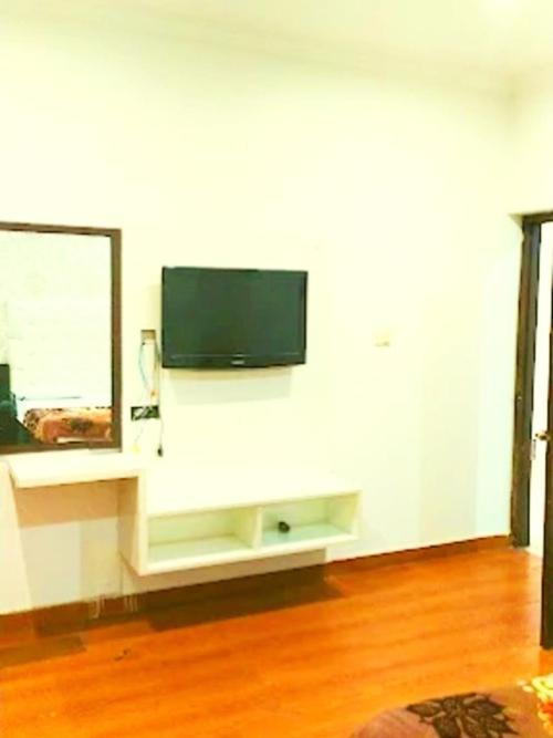 Hotel Royal Prakash *